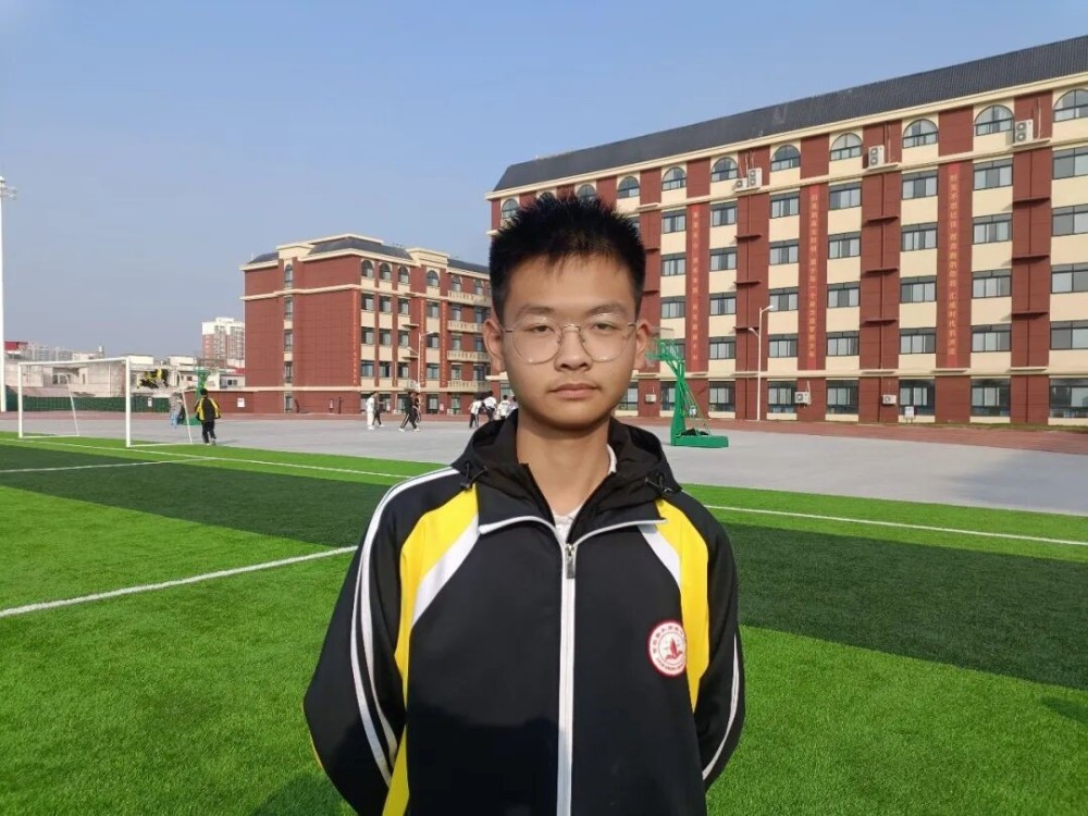 优秀毕业生来信｜此时回望高中，感觉就像一场梦。